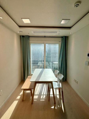 Near Gocheok Dome, 2 Rooms, 2 Supersingle beds, 4 people
